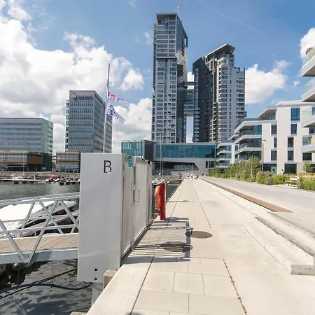 Yacht Park Rentyear דירה